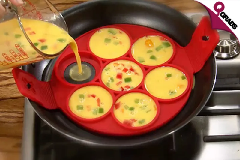 For QR35 Stop the Mess while Cooking with a Pancake & Omelette Flipper with 7 Cavities! (QR65 Value)